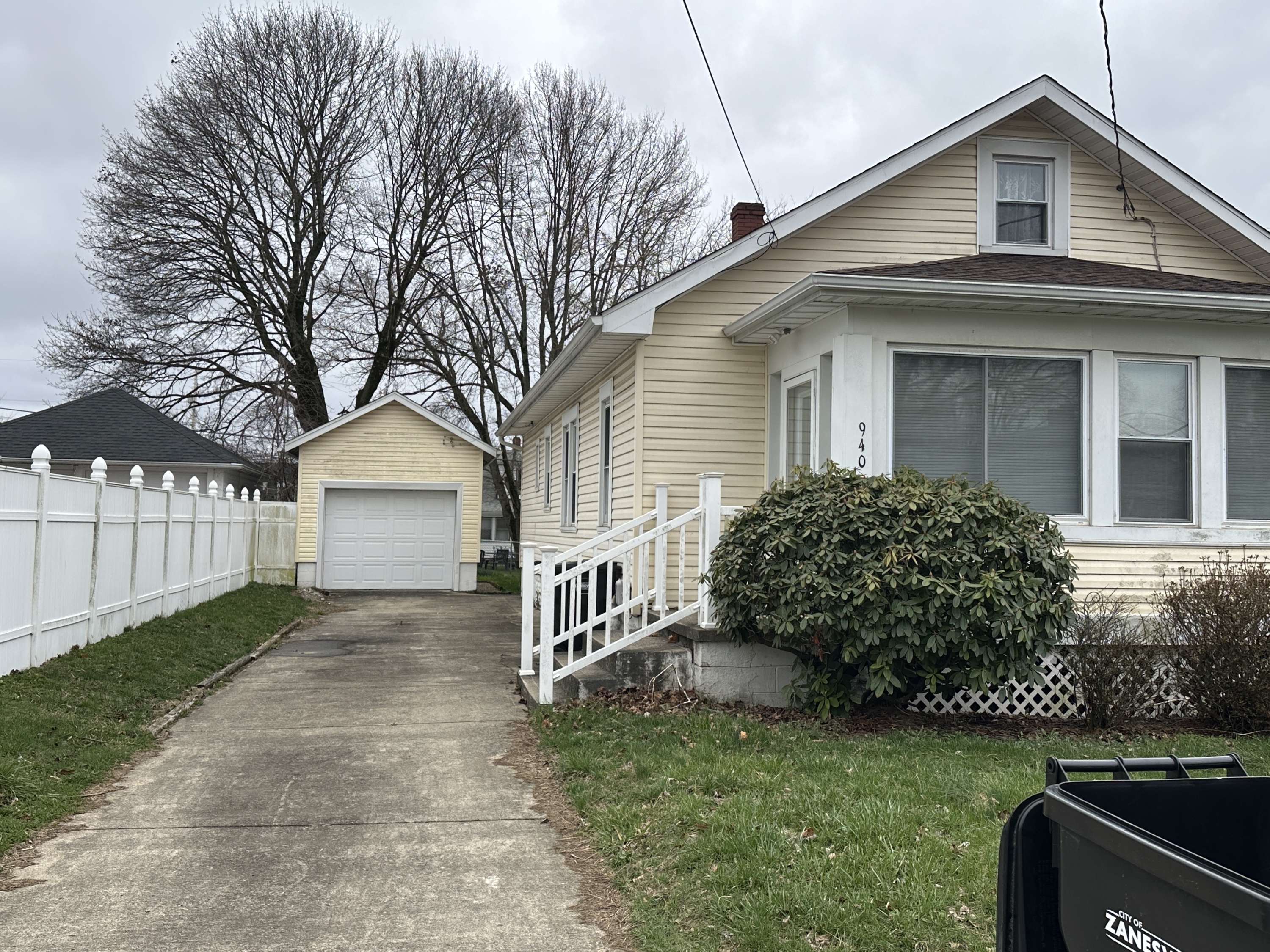 Property thumbnail image